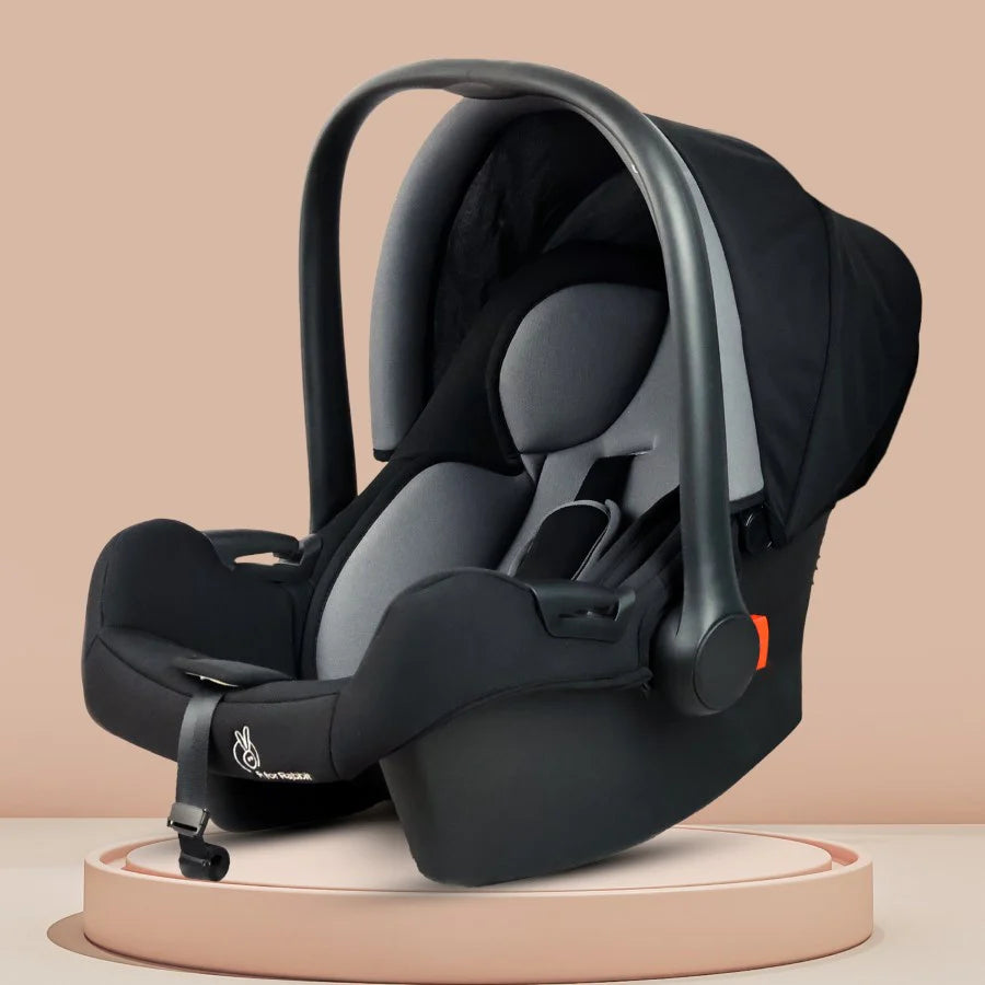 Picaboo Sportz – 3-in-1 Convertible Carry Cot, Rocker & Feeding Chair (R FOR RABBIT)